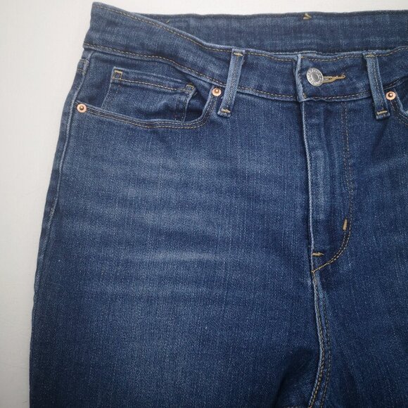 Signature by Levi Strauss Ladies Size 30/30 Medium Wash Skinny Jeans - Picture 4 of 14